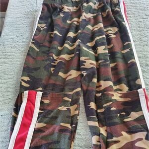 GIRLS camo leggings sz xlg